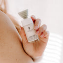 Serum z kwasem hialuronowym naturalne Aqua Bliss Tuulia szklana butelka